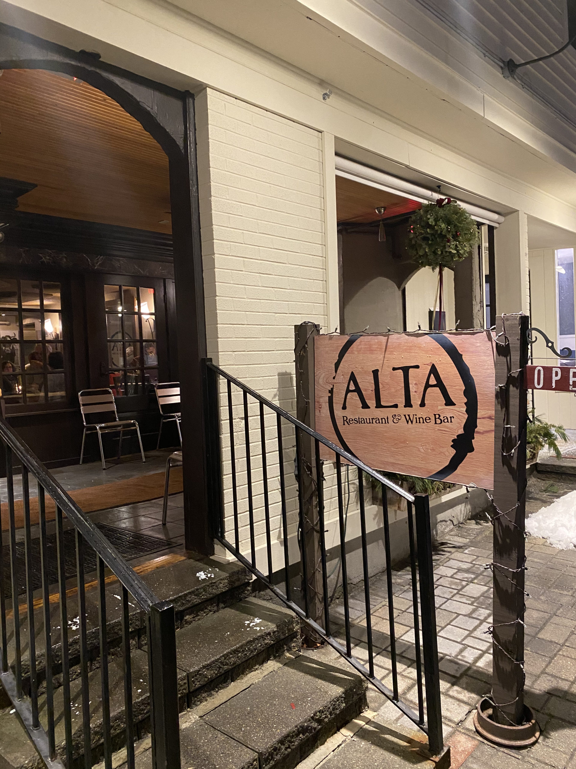 You are currently viewing Alta Restaurant & Wine Bar in Lenox, Massachusetts